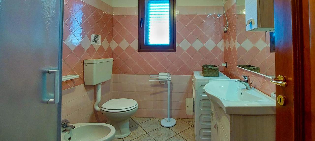 Appartamento Sette Posti Vicino Al Centro Di San Teodoro ซาน เตโอโดโร ภายนอก รูปภาพ